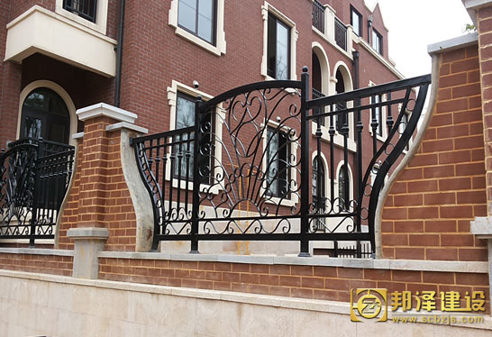 铁艺护栏