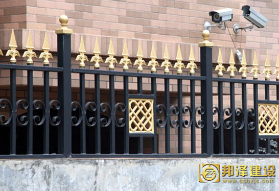 围墙栏杆